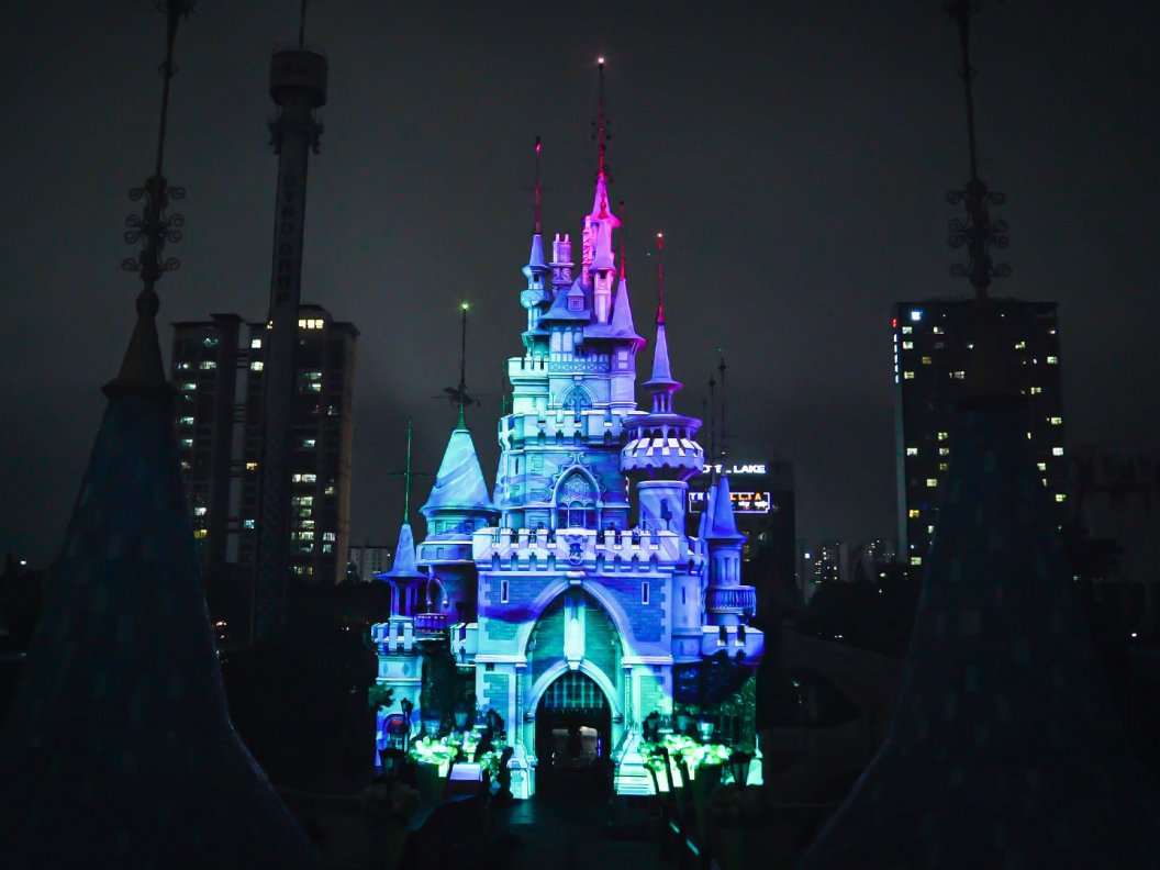 Name:  LotteWorld_Magic Castle_7 (low).jpg
Views: 2595
Size:  97,9 KB