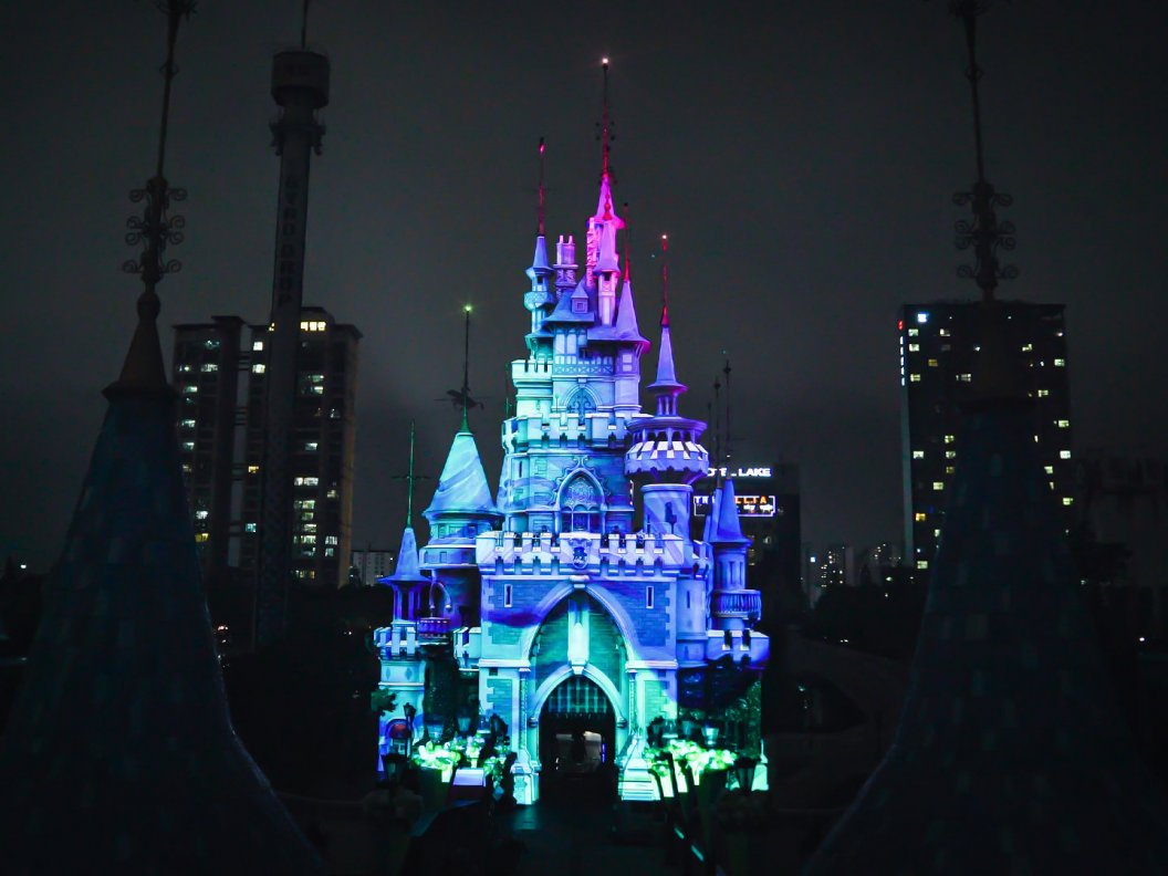 Name:  LotteWorld_Magic Castle_7 (low).jpg
Views: 2583
Size:  97,9 KB